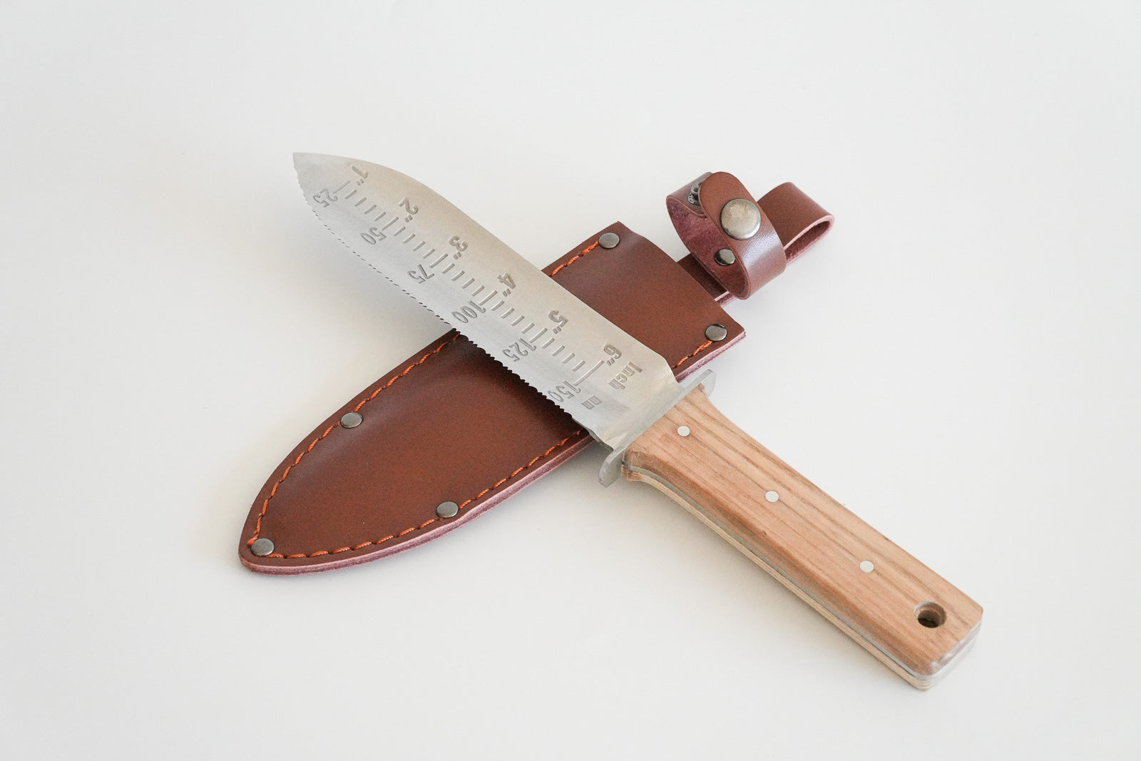 Traditional Asian Soil Knife - Hori Hori