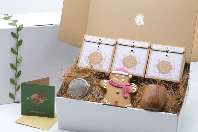 Organic Tea Gift Set for Tea Lovers